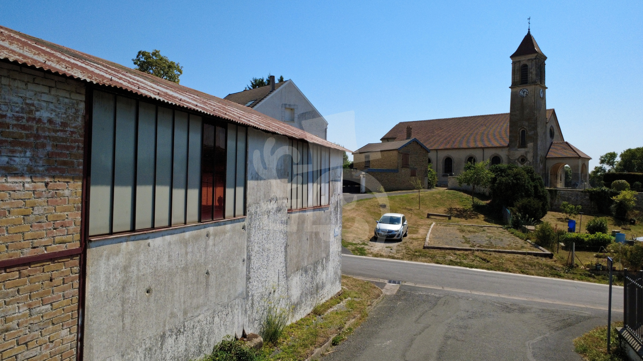 Immeuble à vendre à Chateau porcien, 206 m², 4 pièces – photo 1 sur 15