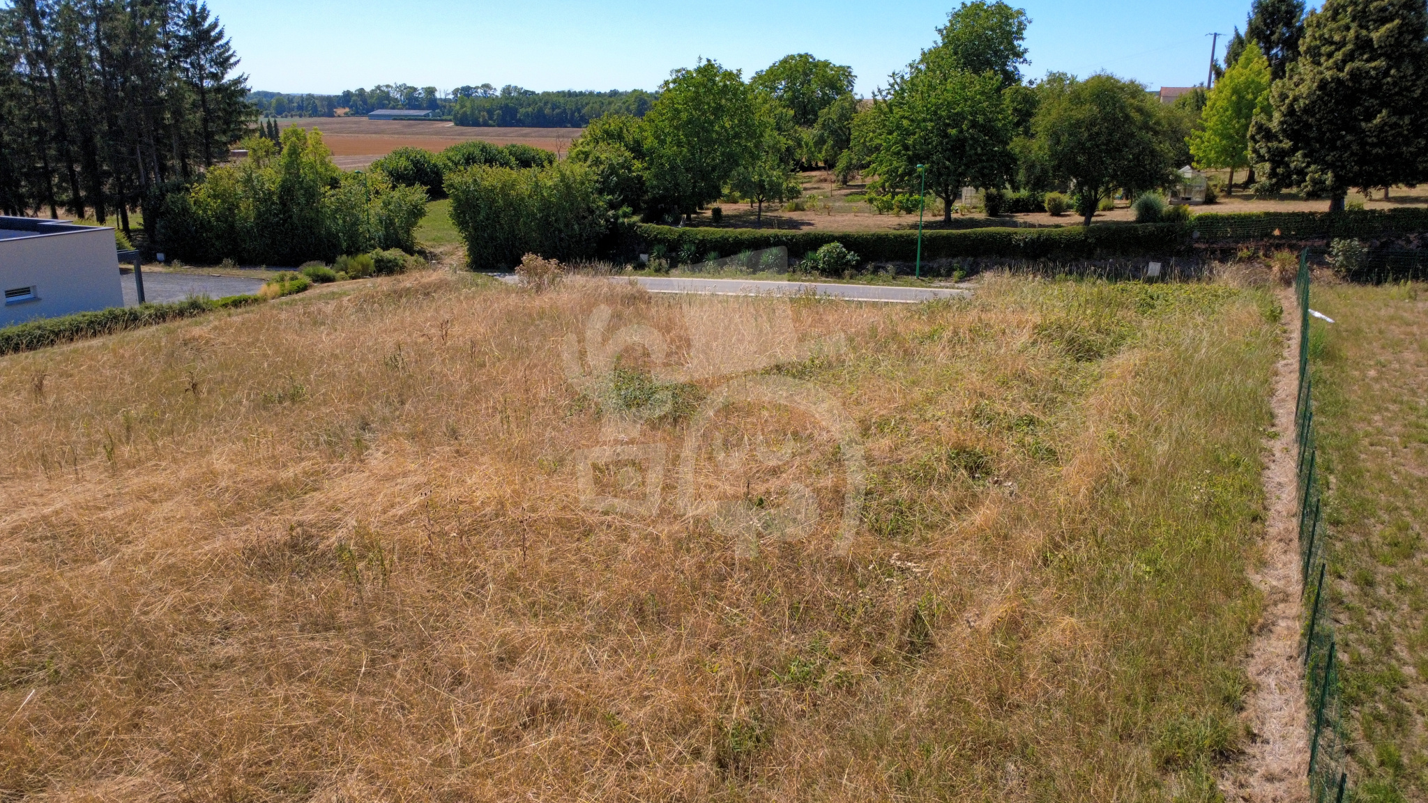 Terrain à vendre à Chateau porcien, 1 610 m² – photo 1 sur 11